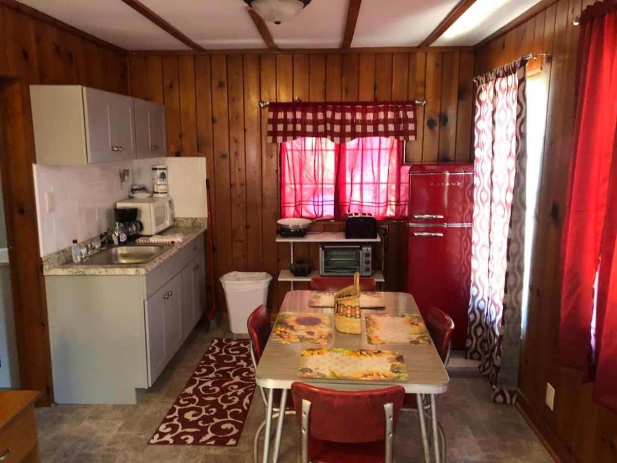 אגם אוזרק Lakeshore Fishing Cabin #5 מראה חיצוני תמונה